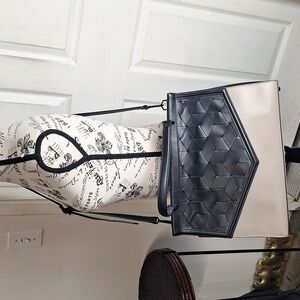 Welden Shoulder Bag Handbag